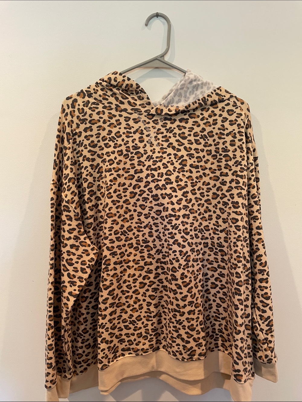 Women’s Leopard Print Hoodie